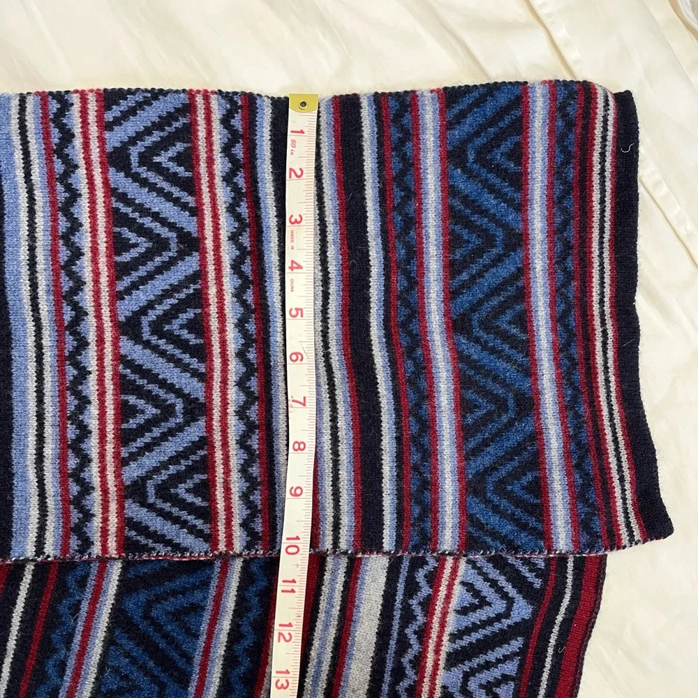 Orvis Geometric Blue Red Gray 100% Merino Wool Scarf